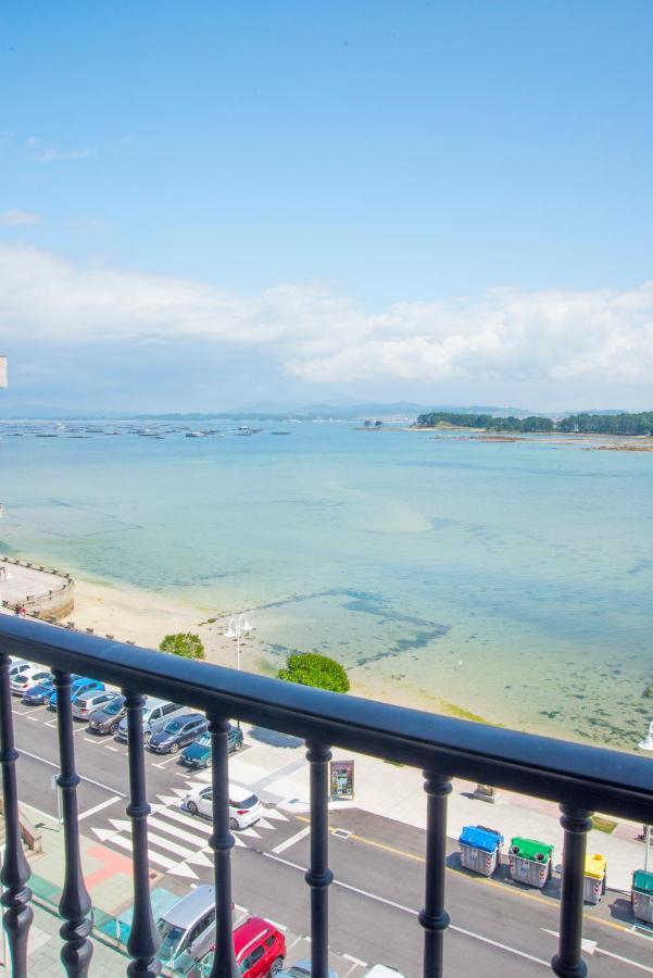 O Grove Centro Con Vistas A La Toja Parkingアパートメント エクステリア 写真